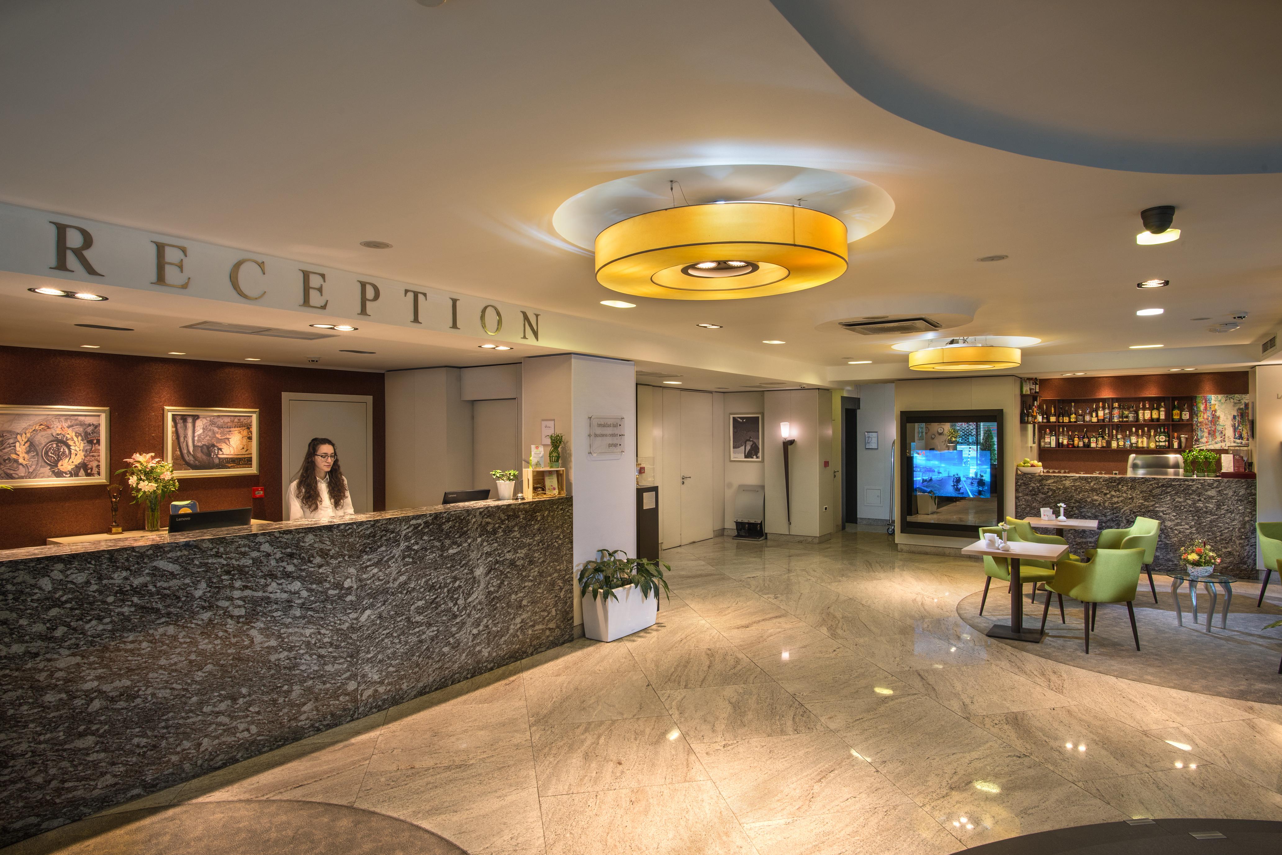 Rosslyn Thracia Hotel Sofía Exterior foto